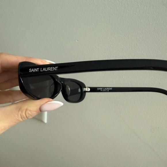 Saint Laurent Classic Black Sunglasses main image 6